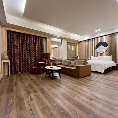 טאינאן Cigar Motel מראה חיצוני תמונה